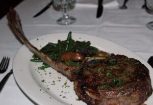 32oz Tomahawk Ribeye